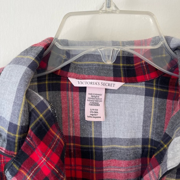 Victoria’s Secret Pajama Plaid Top - Picture 4 of 4